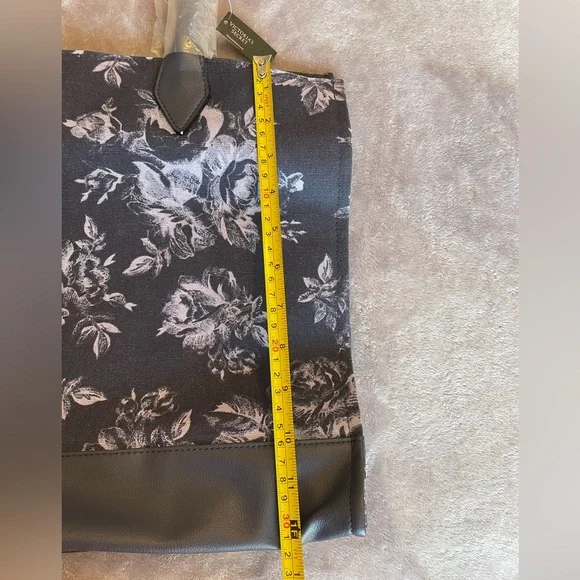 Victoria’s Secret tote bag - Picture 4 of 9